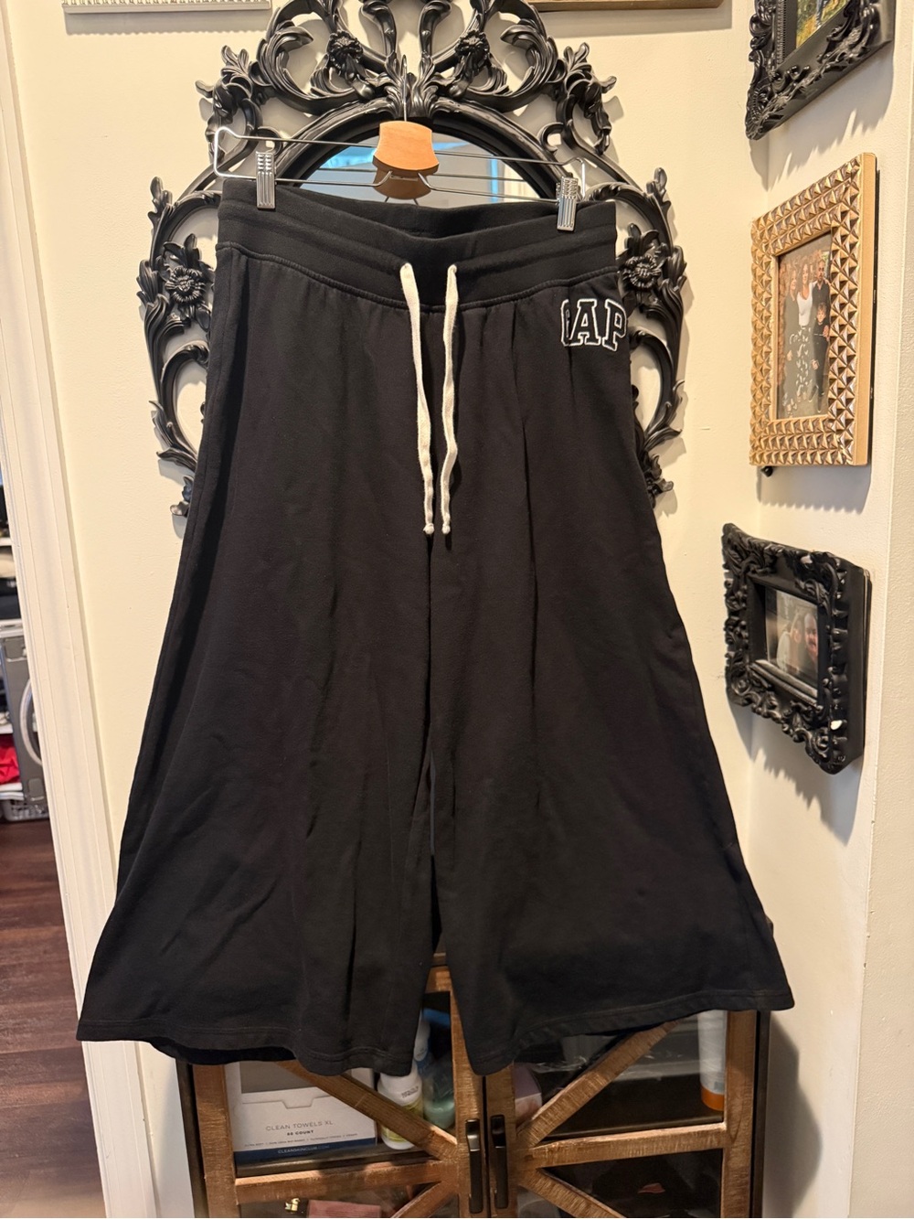 Gap Goucho Sweatpants Large